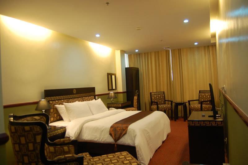 Manila Crown Palace Hotel Екстер'єр фото