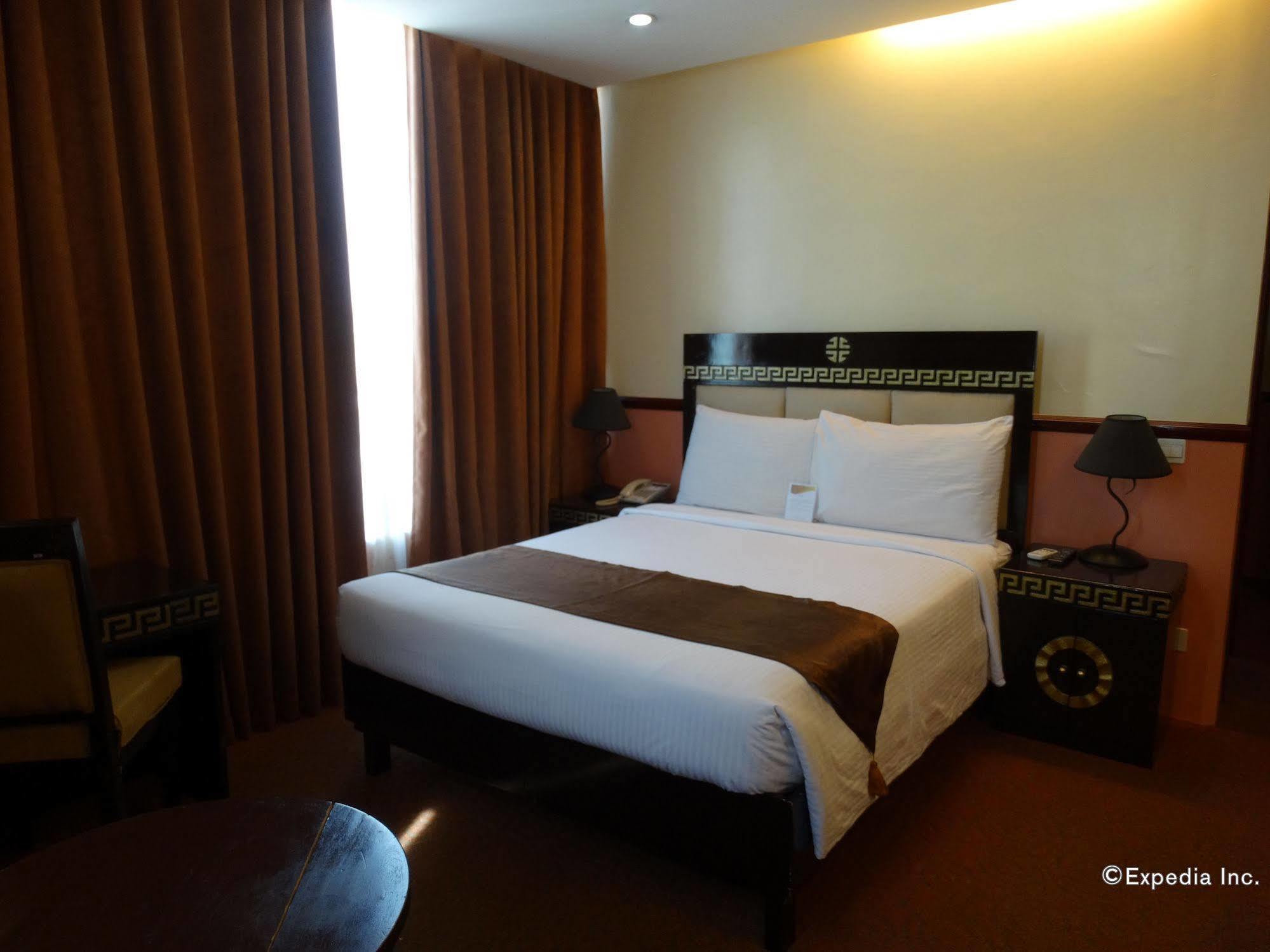 Manila Crown Palace Hotel Екстер'єр фото