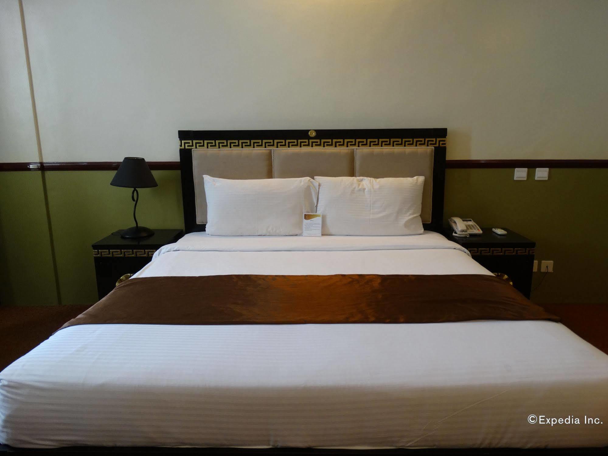 Manila Crown Palace Hotel Екстер'єр фото